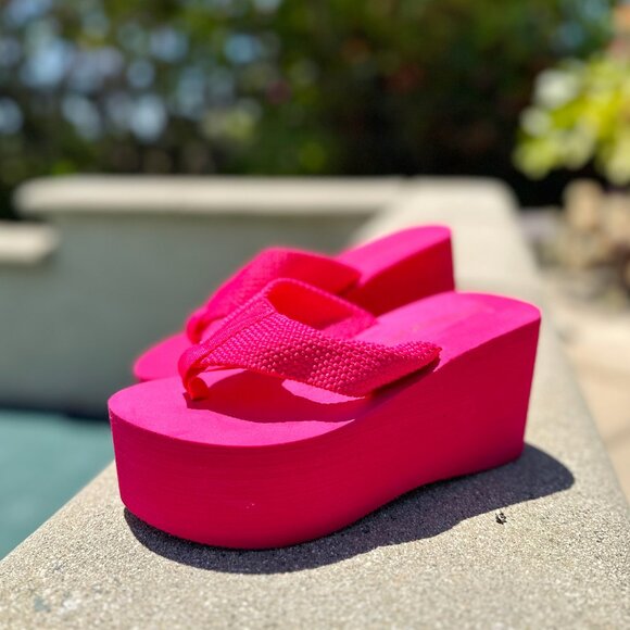 NEW🔥 Hot Pink Canvas Thong Open Toe Platform Wedge Heel Flip Flops Slide Sandal - Picture 2 of 6